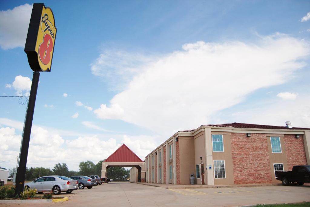 Super 8 By Wyndham Oklahoma City Ngoại thất bức ảnh