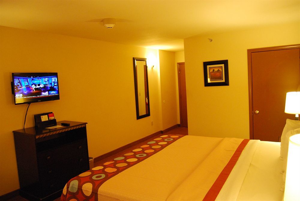 Super 8 By Wyndham Oklahoma City Ngoại thất bức ảnh